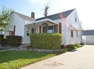 7617 15th Ave, Kenosha, WI 53143