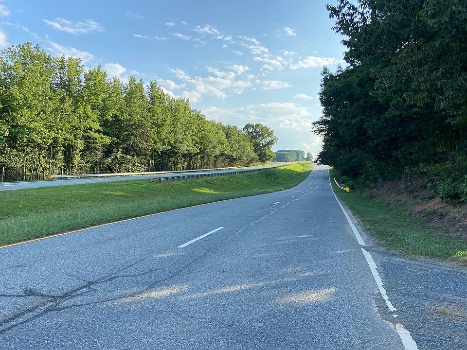 2nd image of 9262 State Highway 49 S