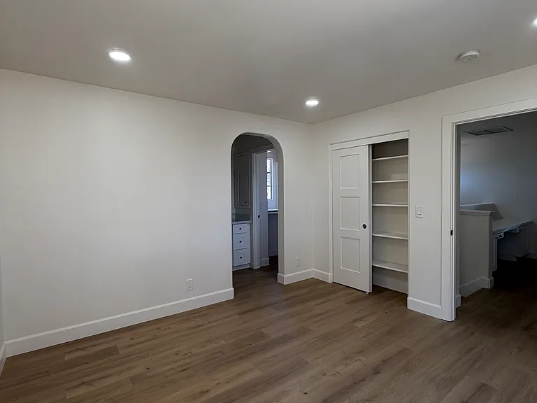 1321 Dahlia Loop — Photo 5