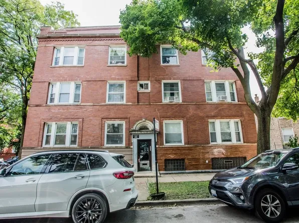 2057 N Albany Ave #1, Chicago, IL 60647