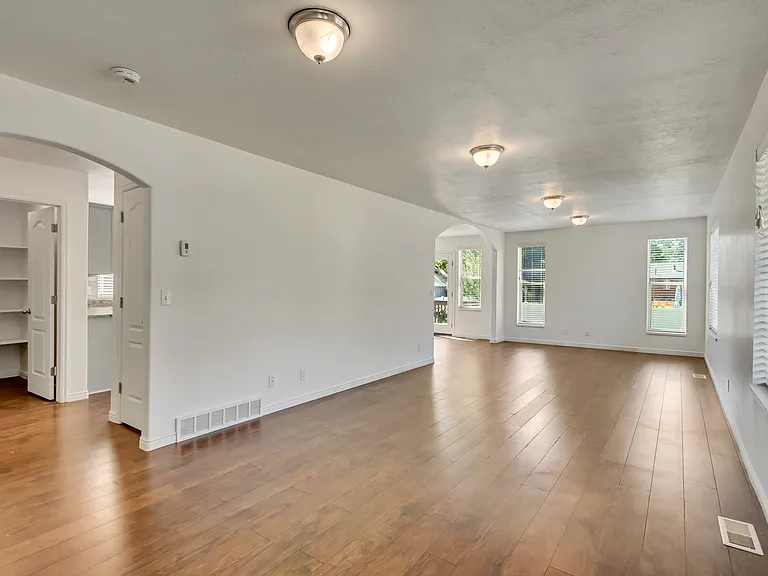 8637 S Golden Rain Cir — Photo 7