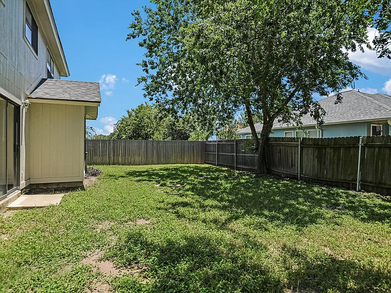 1201 Pike Path — Photo 24