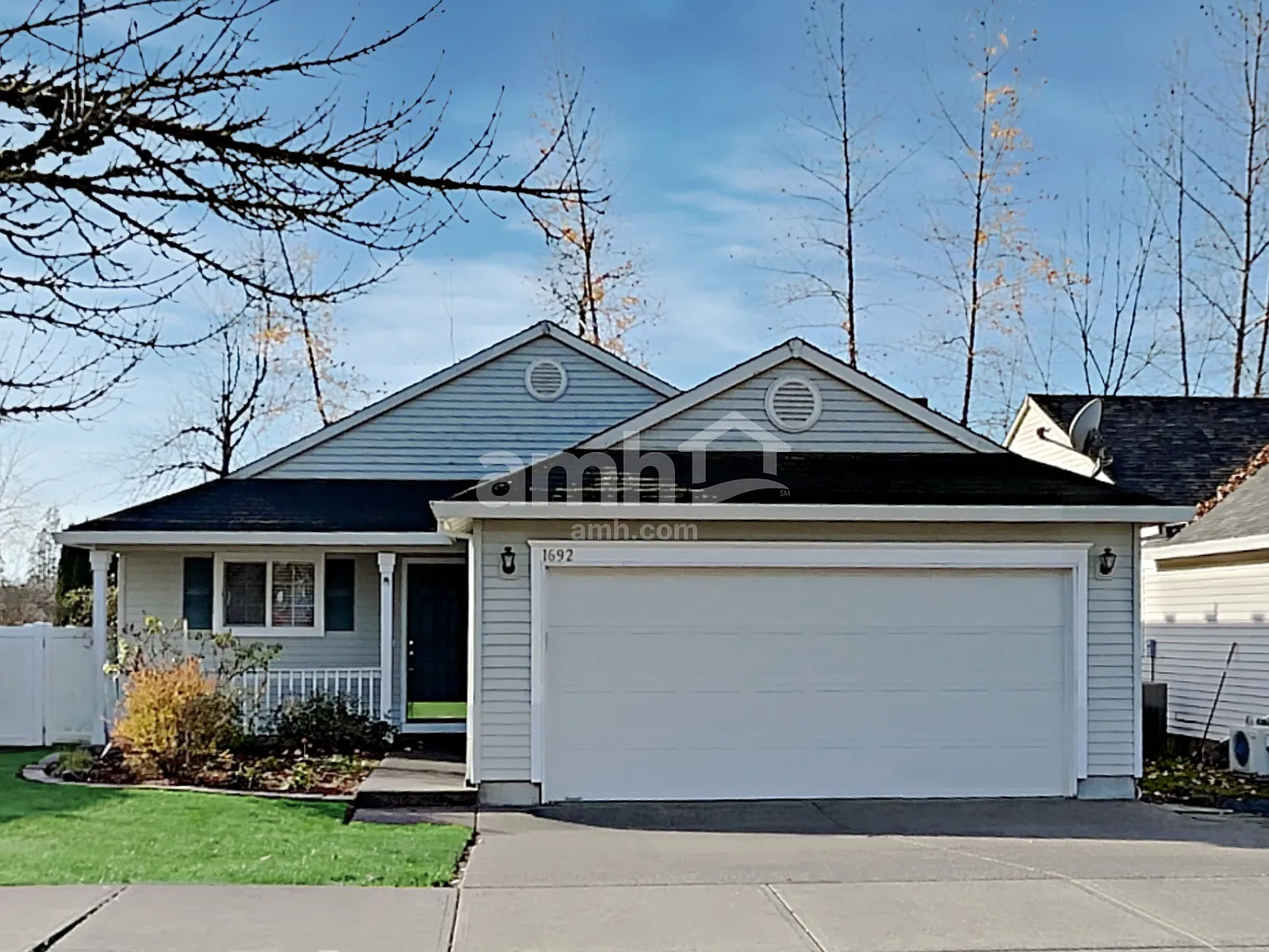 3 bed, 2.0 bath, 1225 sqft, $2,350 — Photo 1