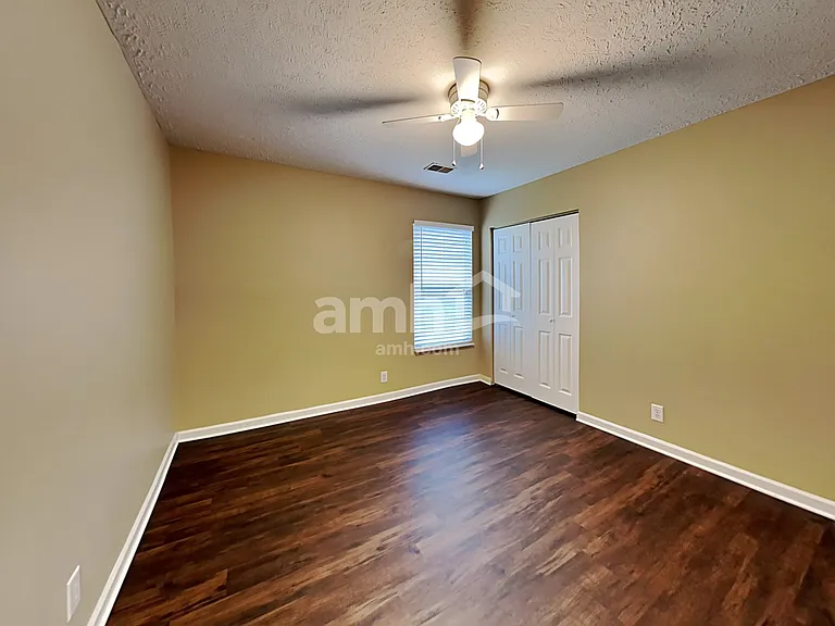 3136 Hidden Creek Dr — Photo 15