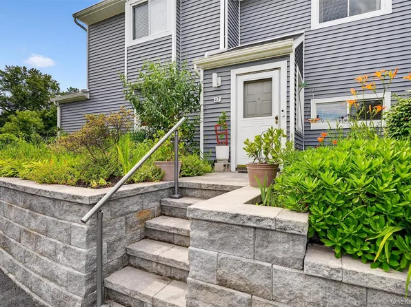 27 Waterview Estate, Peekskill, NY 10566