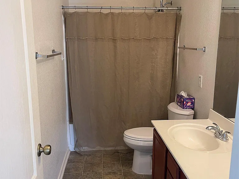 160 Mistletoe Ln — Photo 26