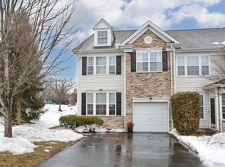 17 Gillian Court, Monroe, NY 10950