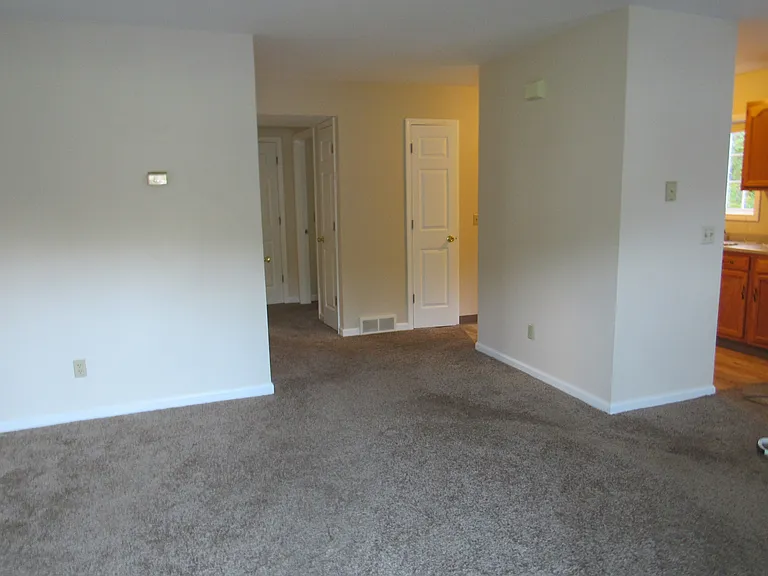 218 Winchester Rd #1 — Photo 3