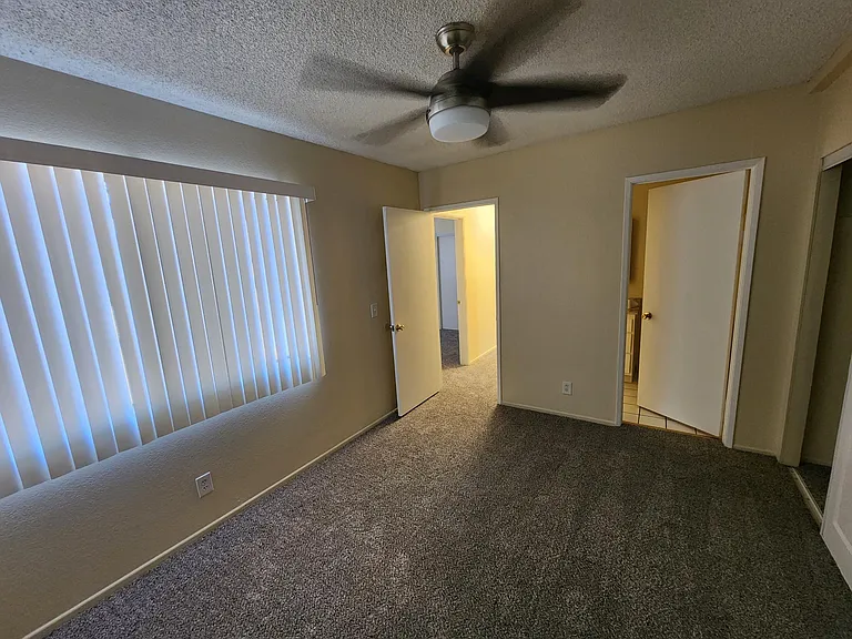745 S Lark Ellen Ave — Photo 28