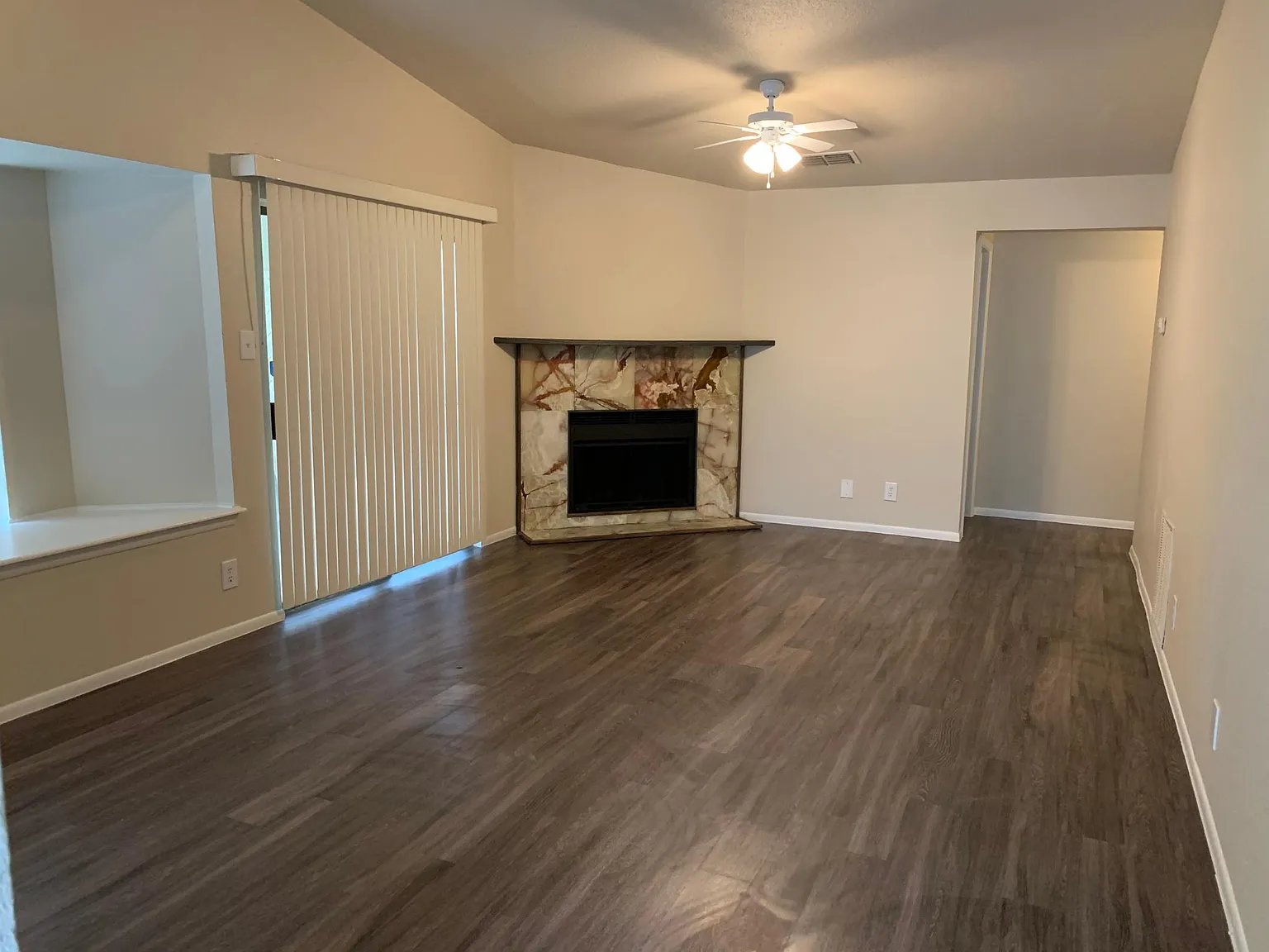 10026 Amber Field Drive — Photo 2
