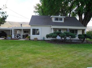 555 W Byron Rd, Prosser, WA 99350