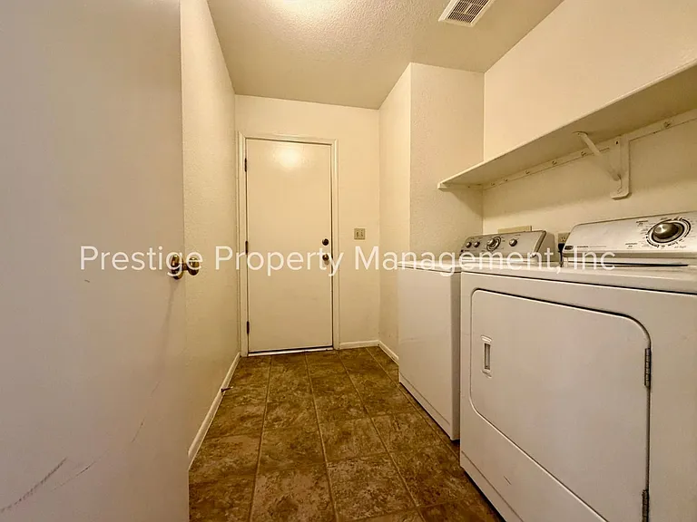 9660 E Azuma Way — Photo 15