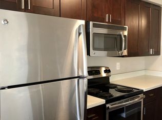 2515 Thorndyke Ave W APT 12, Seattle, WA 98199