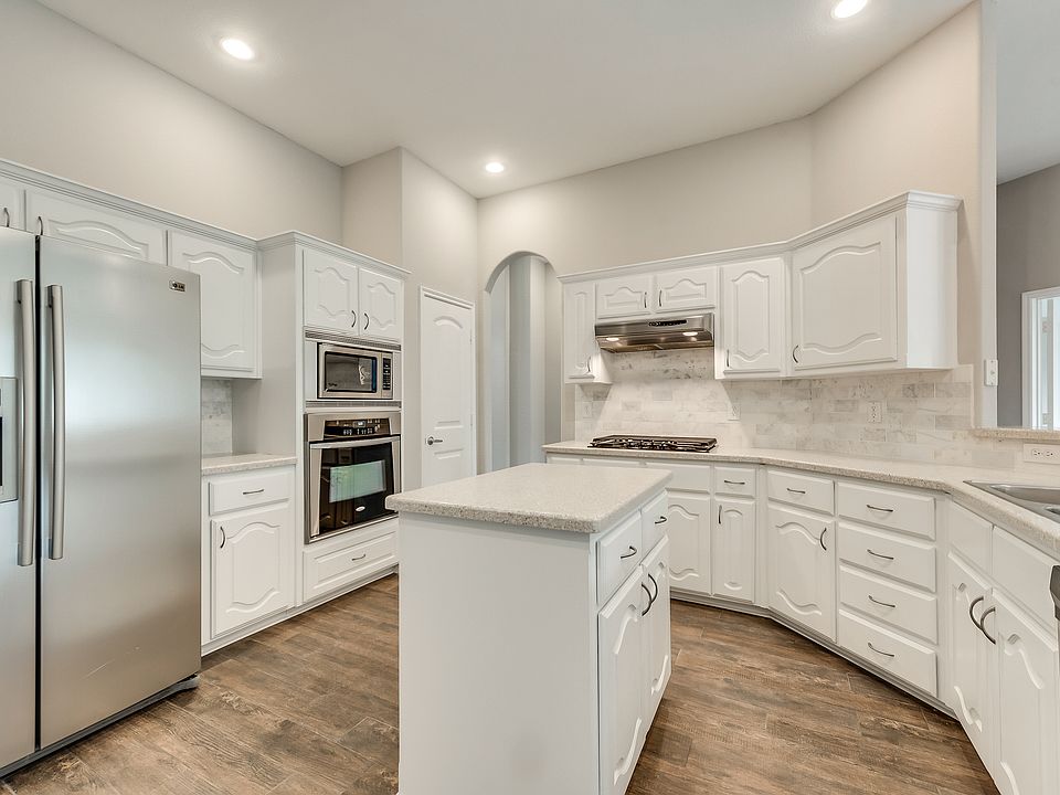 1st image of 2845 Eganridge Ln #2845