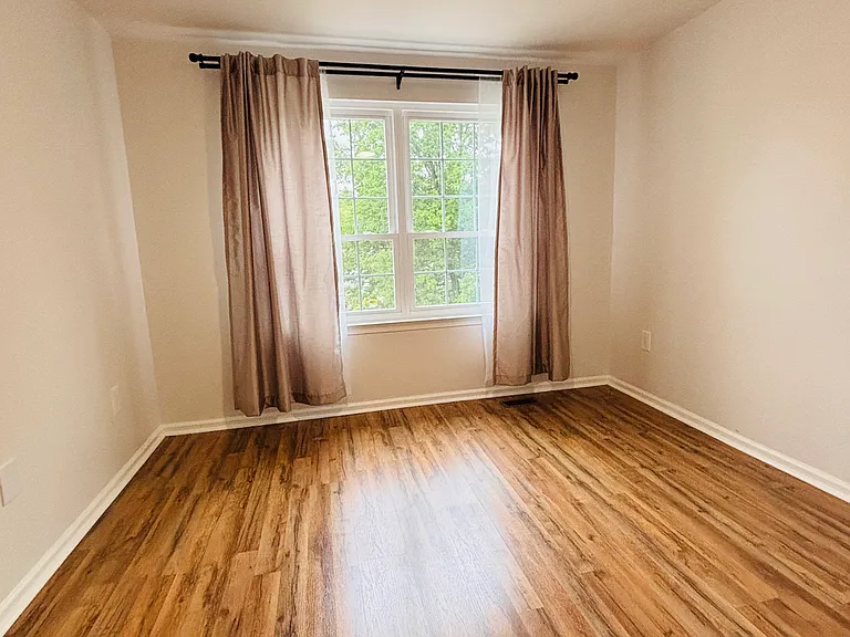 1706 McNelis Dr — Photo 13