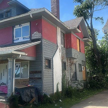 2nd image of 1257 Rosedale Dr