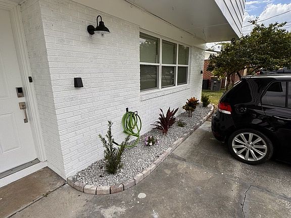 2nd image of 6070 Longchamp Dr