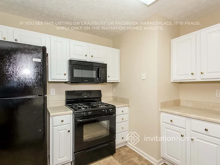 180 Eastfield Ct — Photo 8
