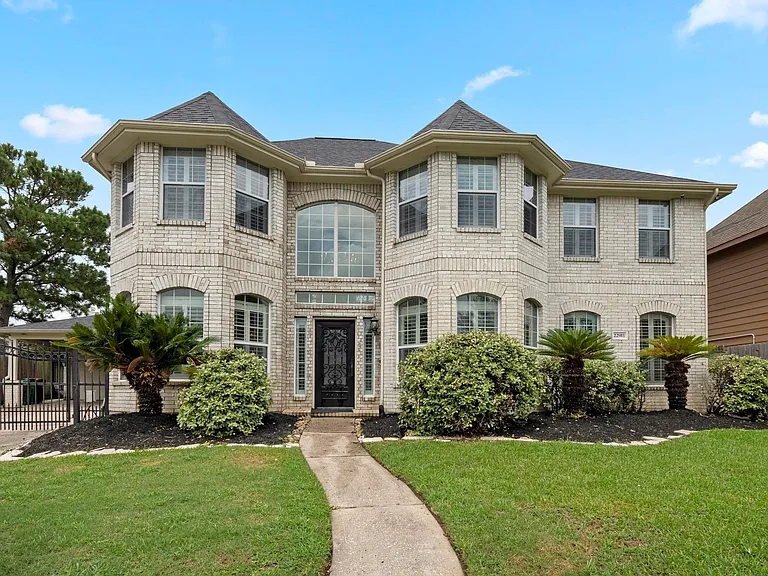 22911 Kimberwicke Ct — Photo 1