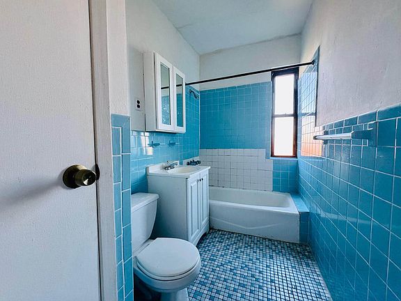 5th image of 476 Clinton Ave APT 5B