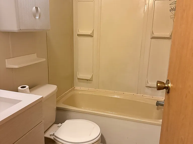 109 Capitol Way — Photo 10