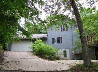 234 Apple Tree Ln, Reeds Spring, MO 65737