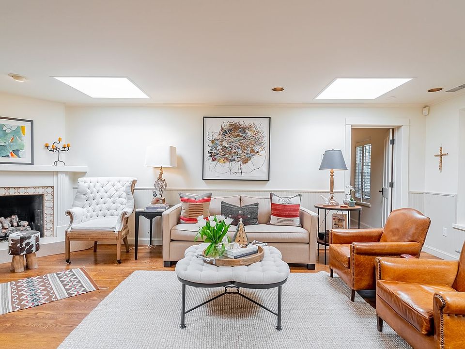 1st image of 365 1/2 Garcia St Unit 2