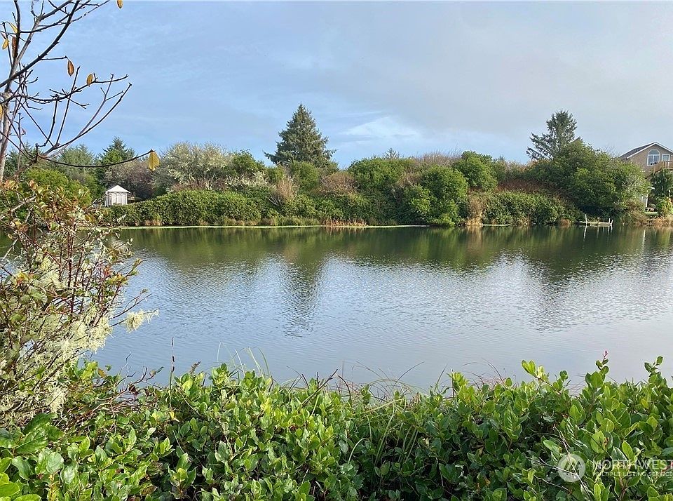 1st image of 140 Marine View Drive SW