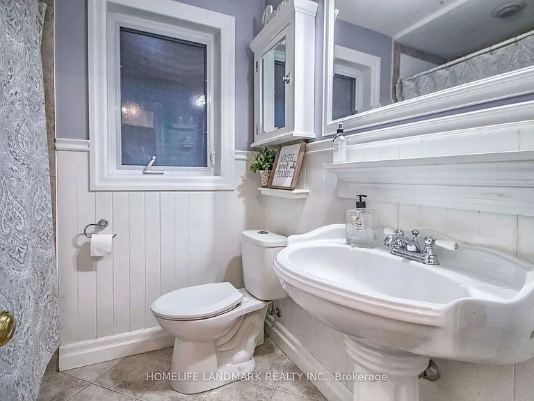 66 Queensbury Ave #MAIN — Photo 12