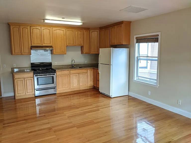 1013 Fair Oaks Ave. — Photo 7