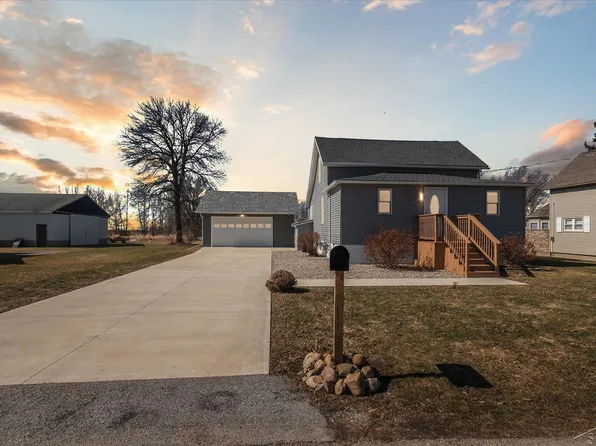 8 S Miller St, Sebewaing, MI 48759