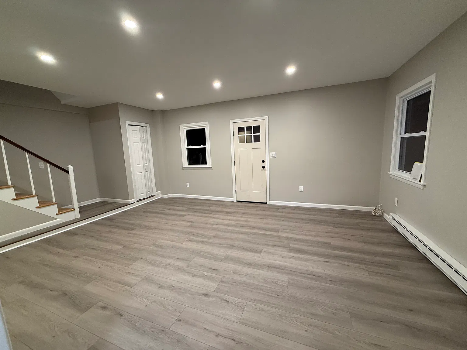 3 bed, 1400 sqft, $3,000 — Photo 2