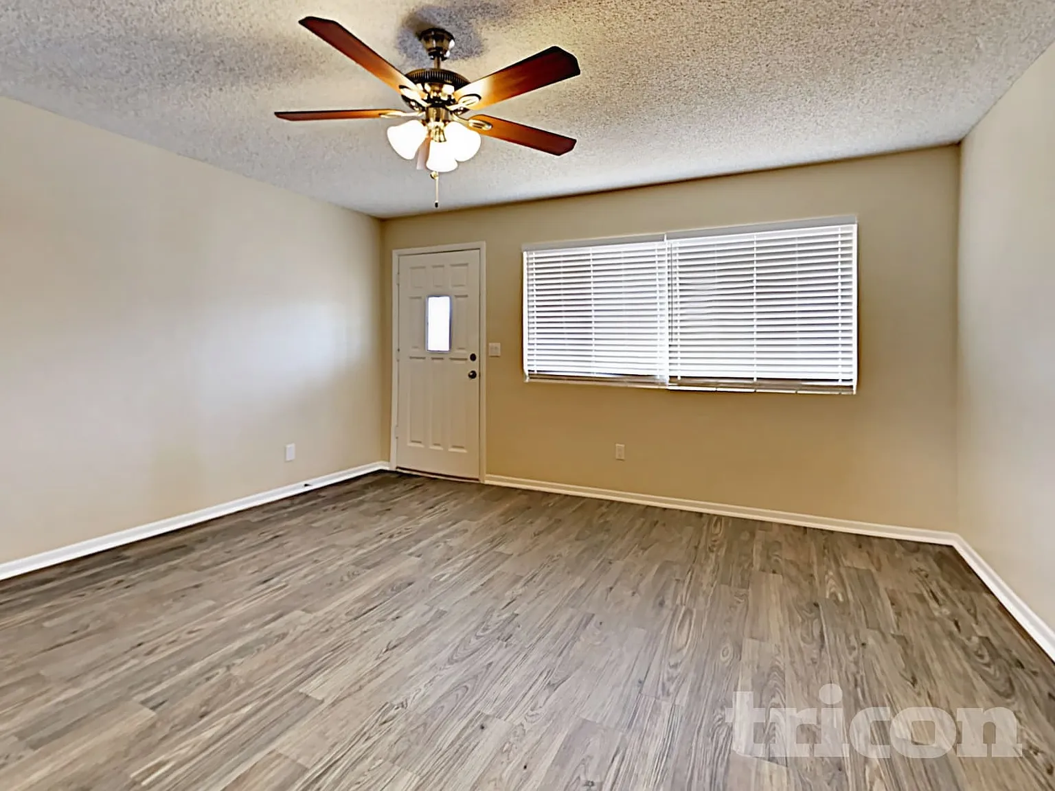 4416 W Mountain View Road Glendale AZ — Photo 3