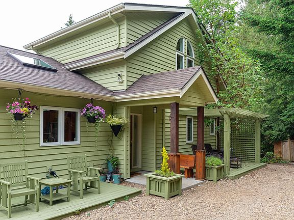 4th image of 423 Felix Jack Rd