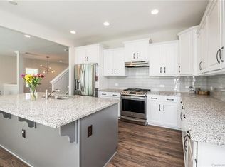 1221 Fordham Rd, Charlotte, NC 28208