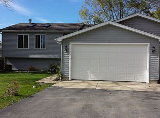 37812 N Academy Dr, Lake Villa, IL