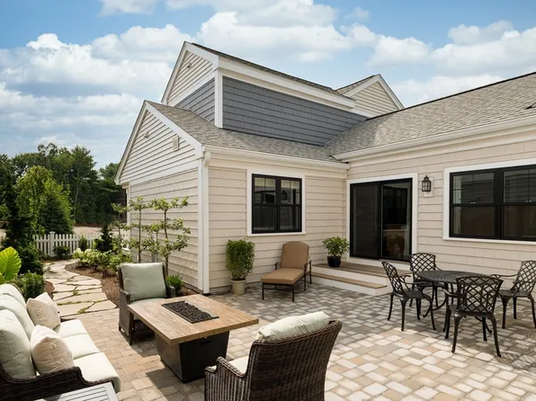 68 Bentgrass Mist #68, Plymouth, MA 02360