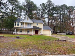 308 Liberty Oak Ln, Hinesville, GA 31313