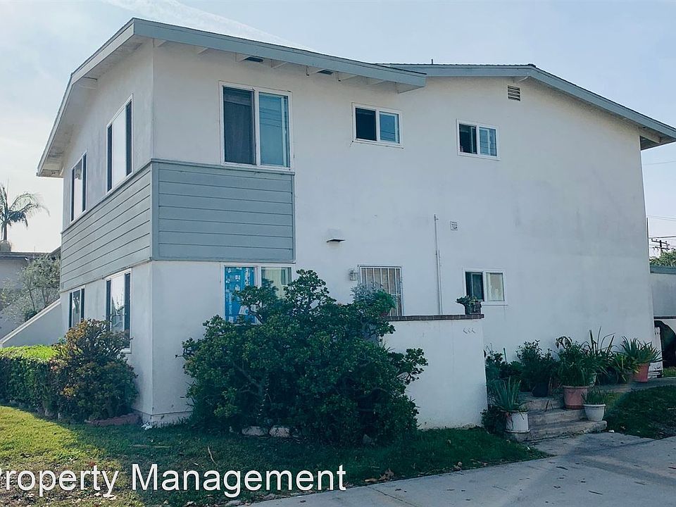 2nd image of 2867 Hickory Pl APT C