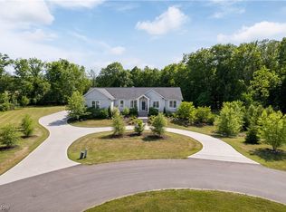 1438 Sharbrook Dr, Wadsworth, OH 44281