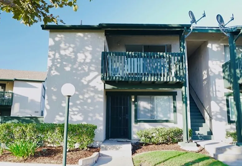 23232 Orange Ave #2