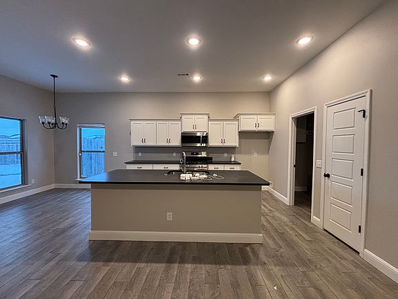 3rd image of 323 Swaden Ln