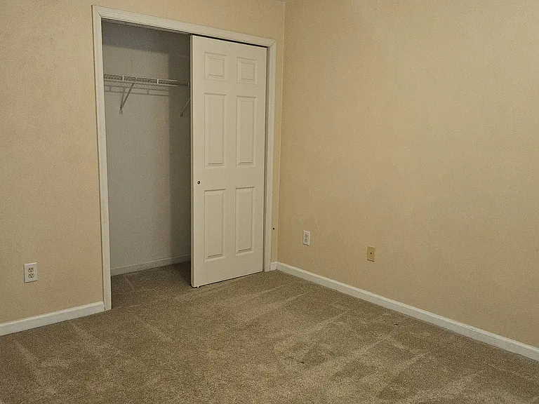 102 Chanticlair Dr — Photo 14