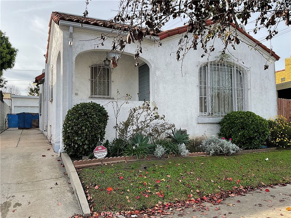 1st image of 2410 W 70th St