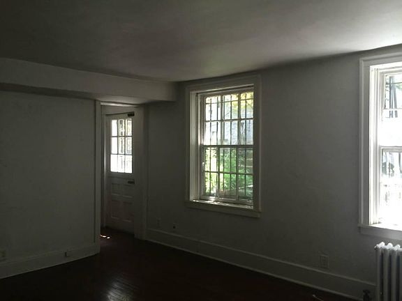 4th image of 731 Greenwich St #J48b