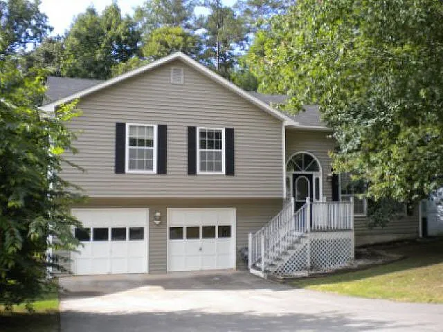 1030 Hunters Oak Trl