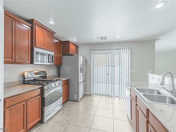 3rd image of 5251 Sand Dollar Ave