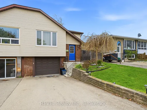 14 Deborah Ct, Saint Catharines, ON L2P 3R6