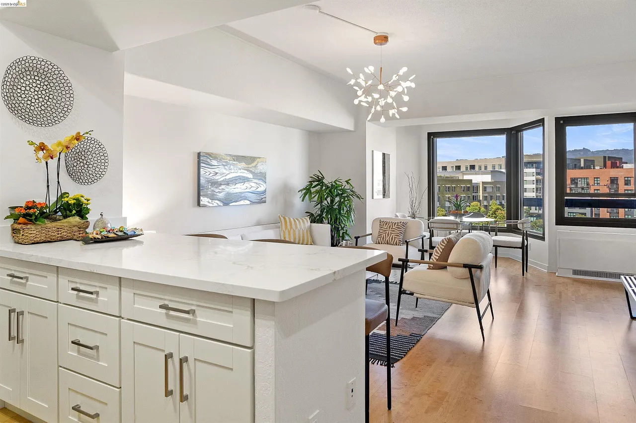 1 bed, 1.5 bath, 768 sqft, $3,000 — Photo 1