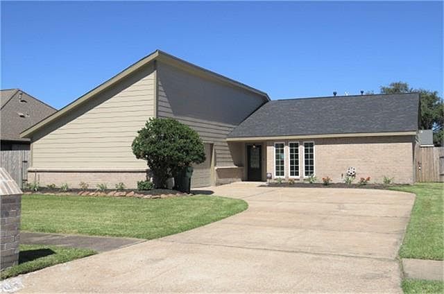 1st image of 4614 Ironwood Dr